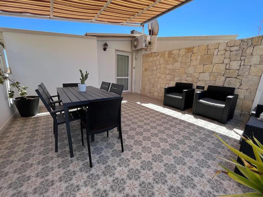 Domus Claudia - Casa Vacanze Сиракузы Экстерьер фото