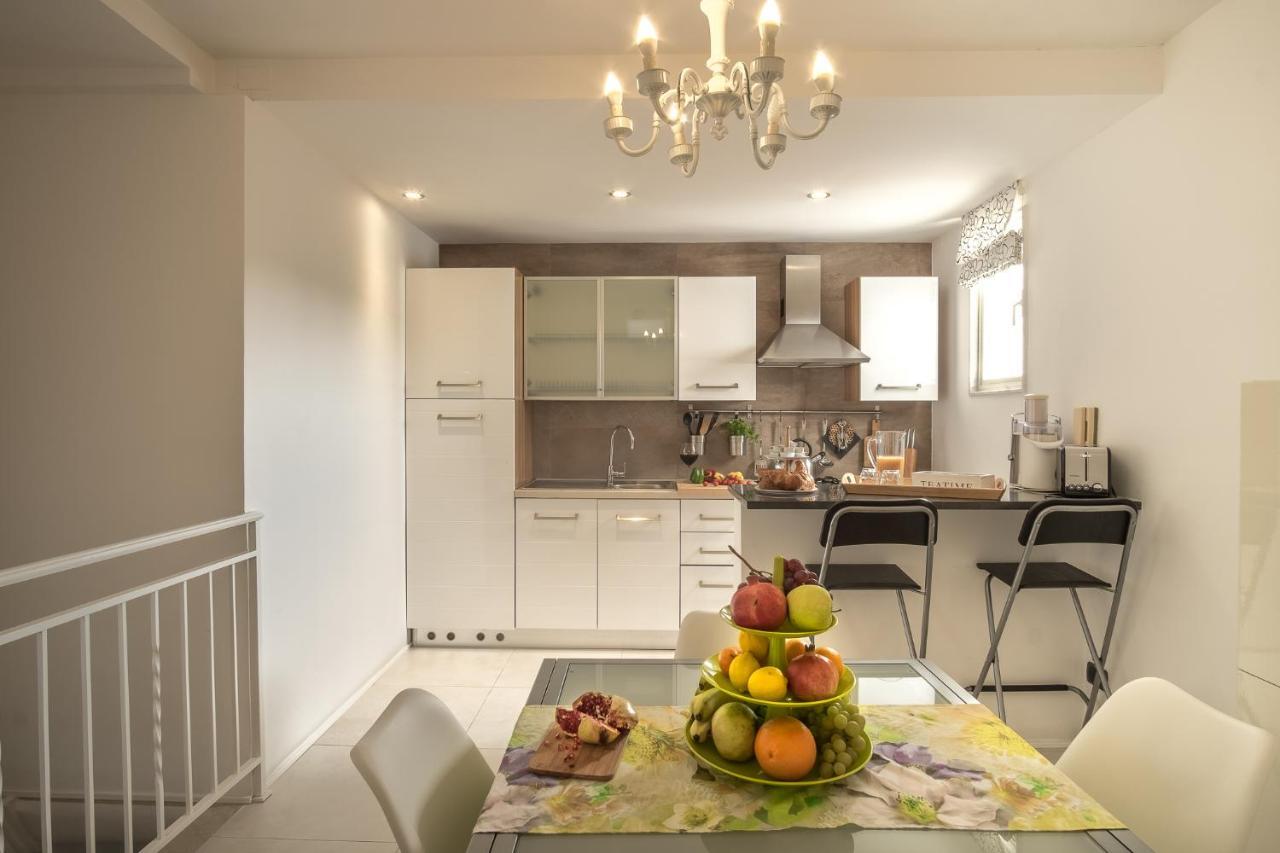 Domus Claudia - Casa Vacanze Сиракузы Экстерьер фото